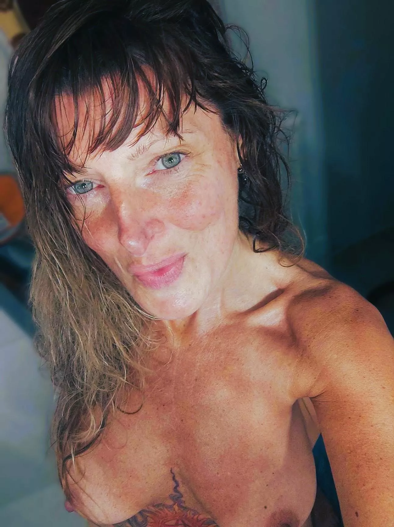 Would you dump me at my old age ? Someone did... posted by Cassandra-Lust