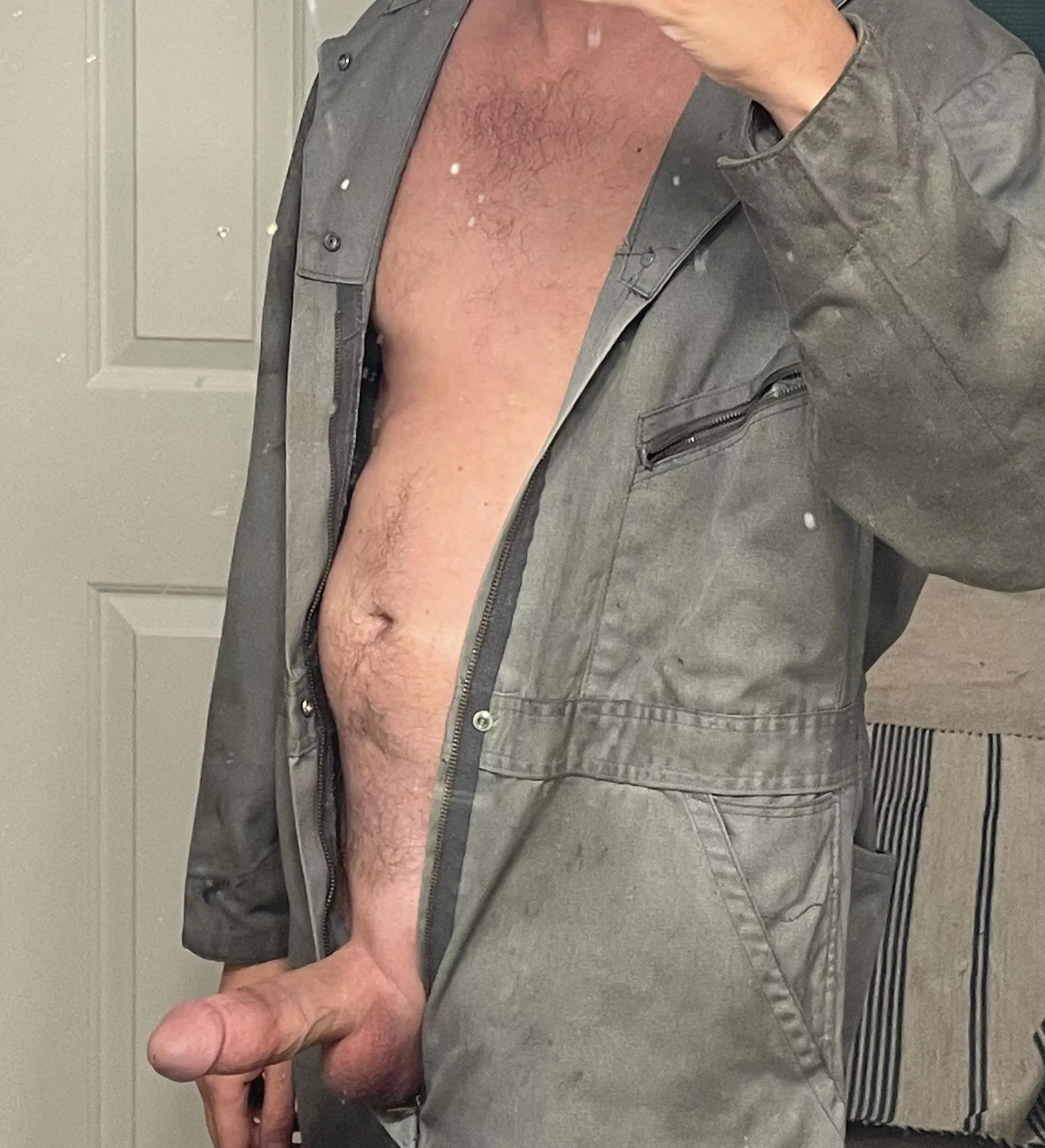 Would you let me and my hard shaved cock work on your car? 😈😈 posted by underwearsex