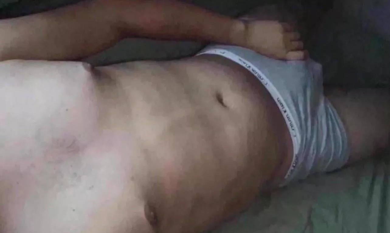 28 uk, dom top, looking for subs to obey me and show their kinks 22+ asl and pic needed jamiet948 posted by gdydj