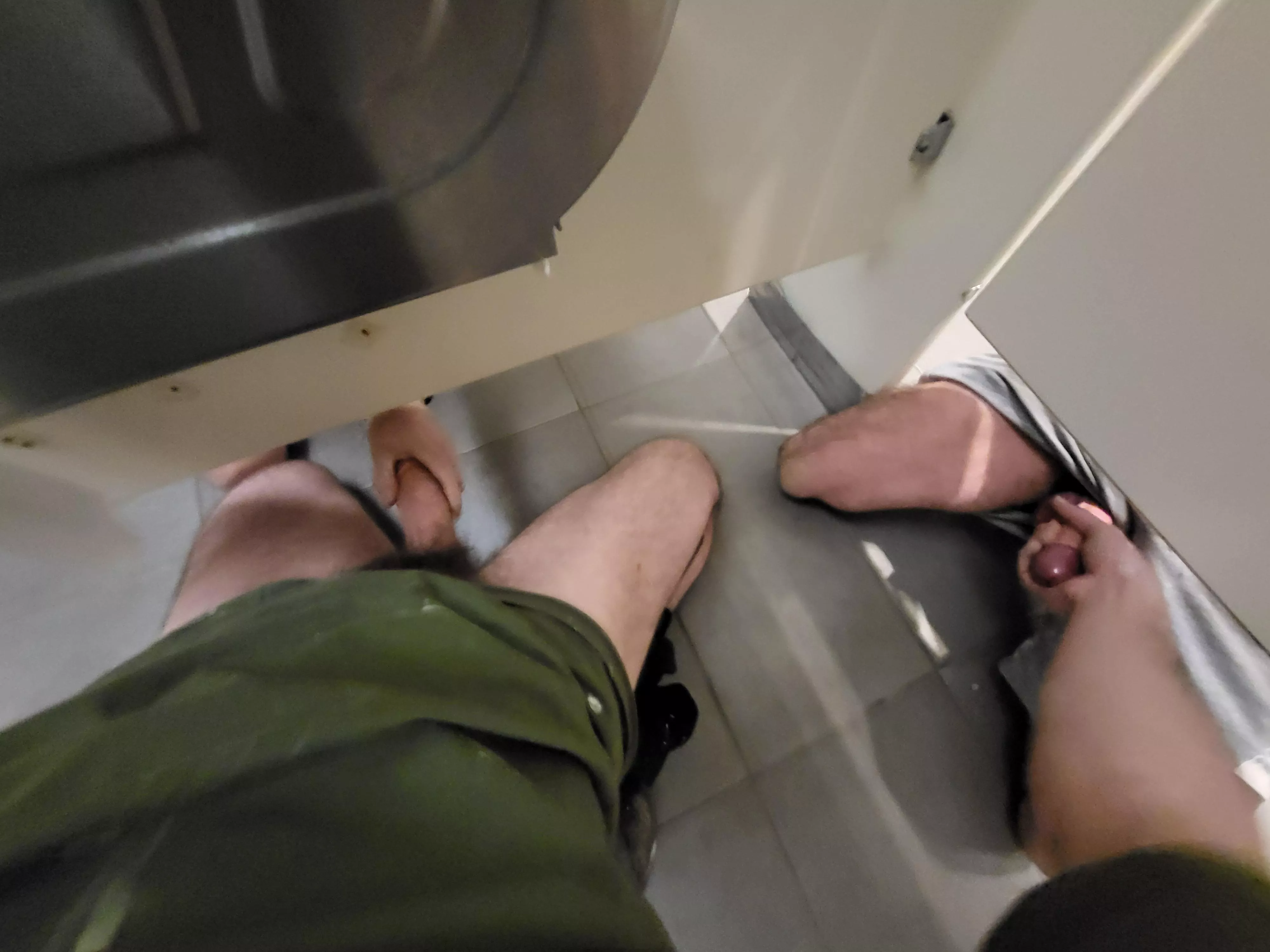 Always nice having a third appear while playing under the stalls. posted by Double-Win305