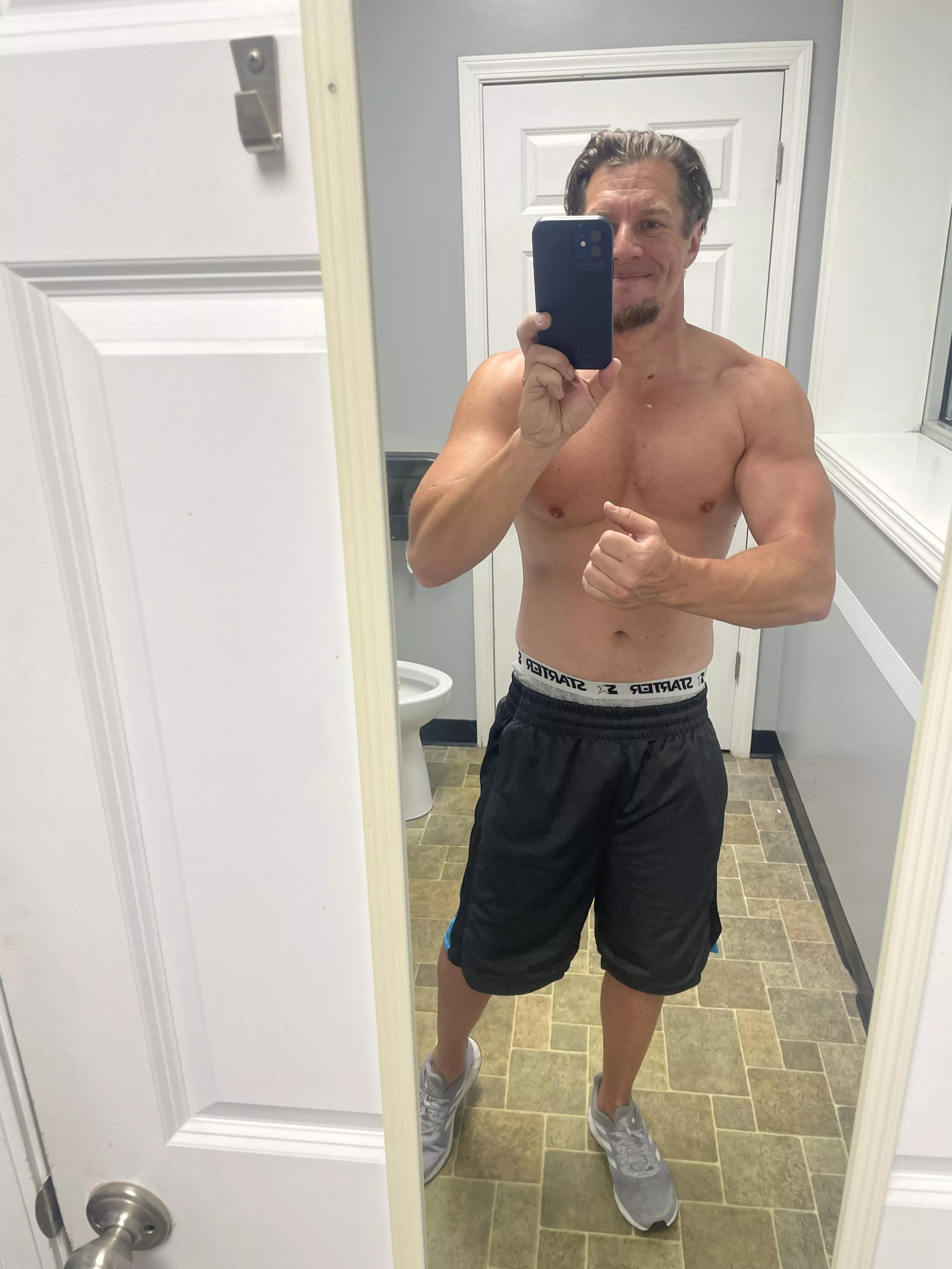 Are tan forearms hotter? posted by hanshotfirst2233