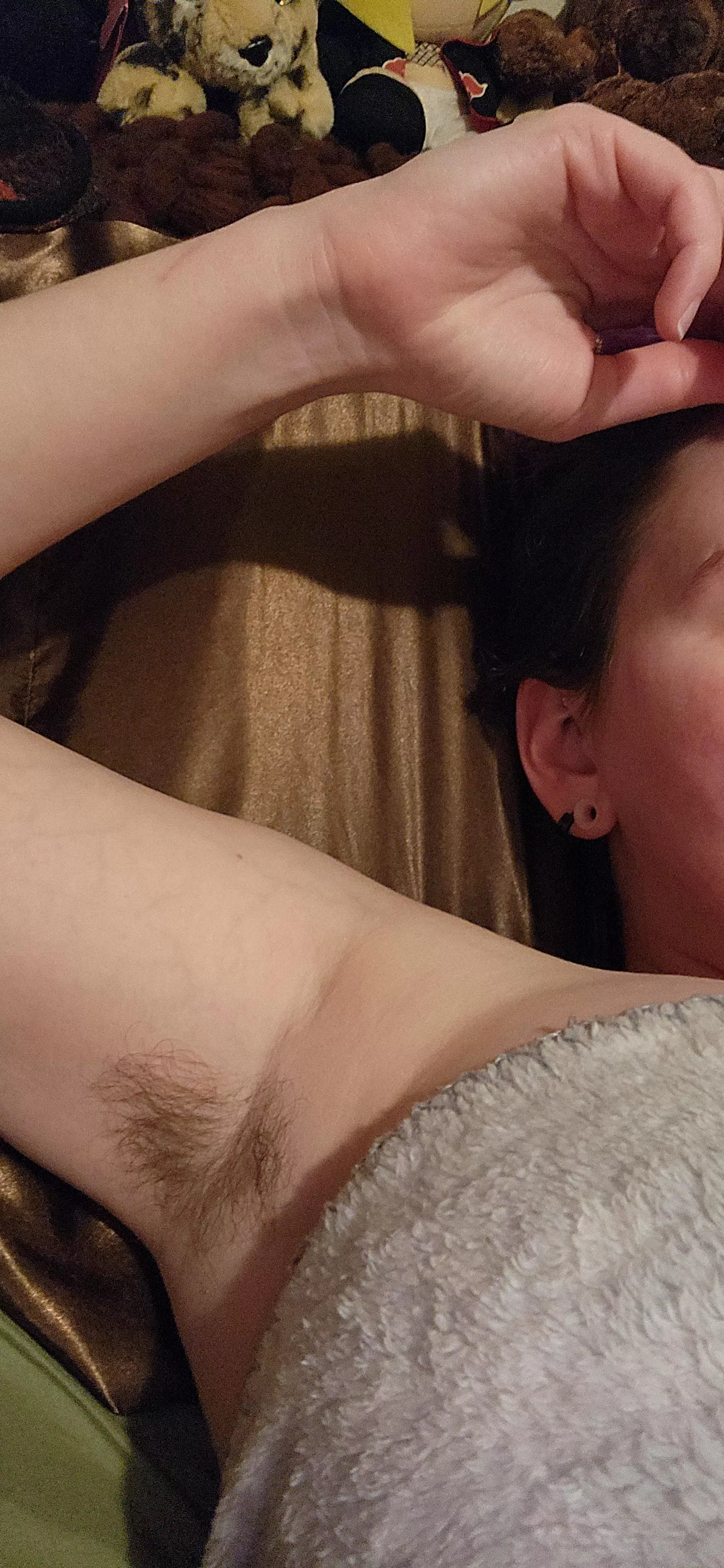 Been going for the last 17 hours. Waiting for someone to come sniff this trans dudes stinky pits posted by King_icarus69