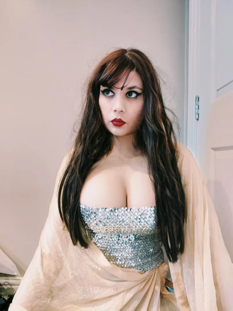 Call me Bhabhi  by Lexi-brooke