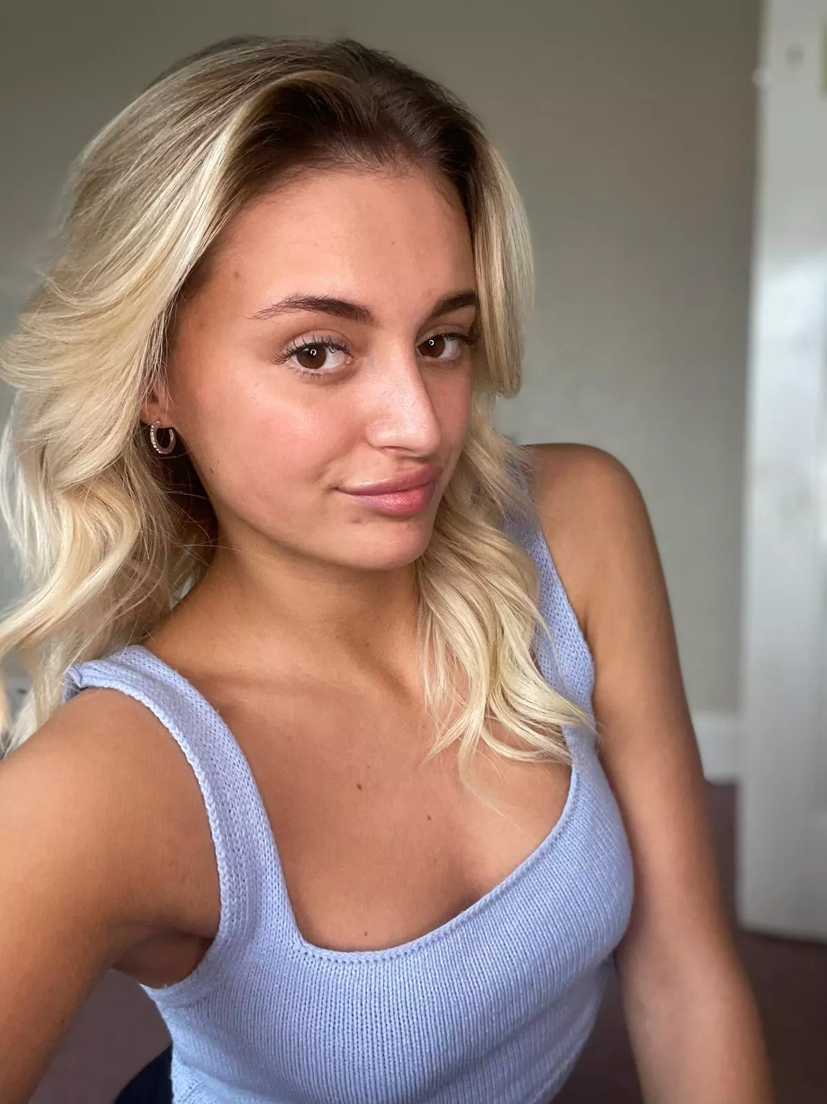 do i suit blue :) F18 posted by mayyyamaddi371