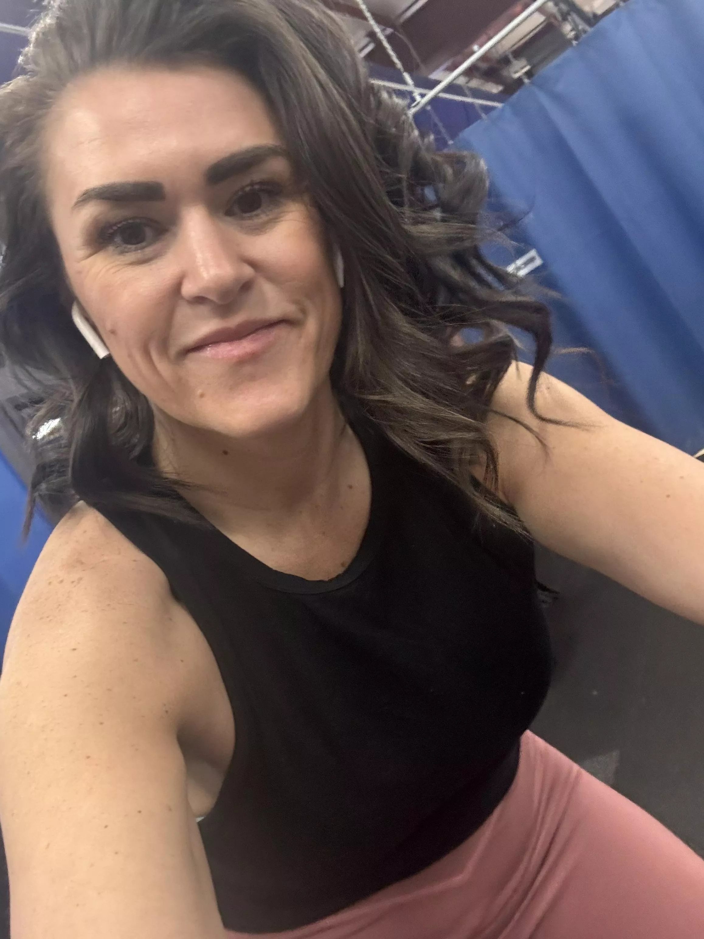 Felt cute doing cardio. Had to document  posted by hotmomnexxxtdoor