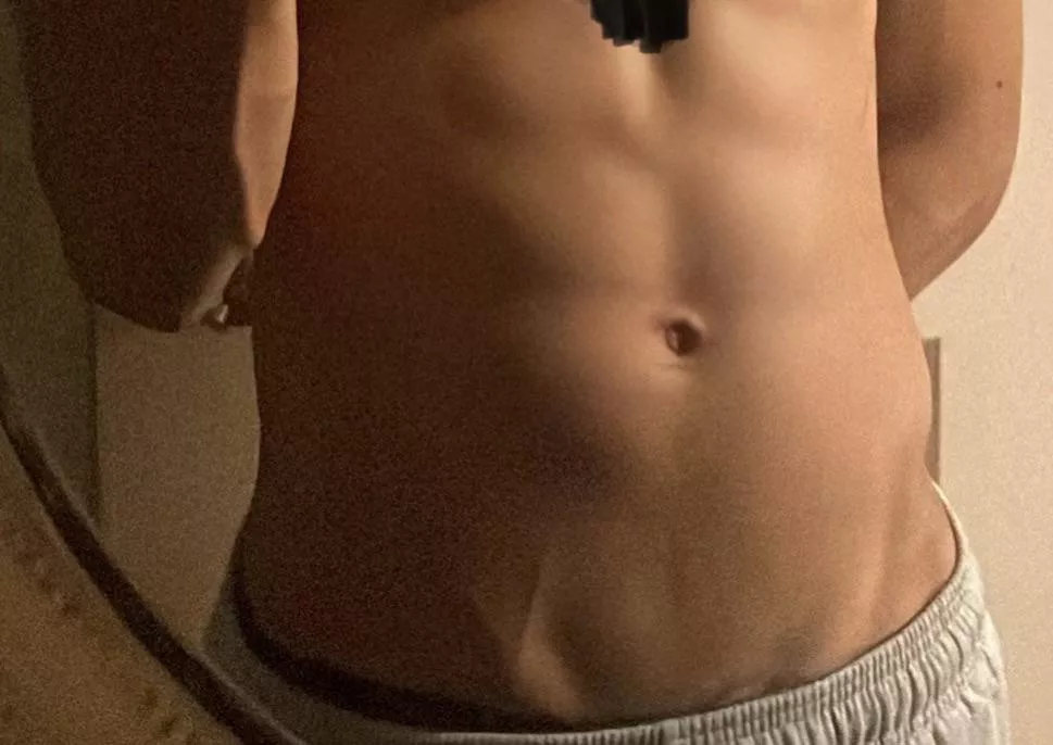 hiding my tattoo 🙈 uwu  posted by apatheticardent