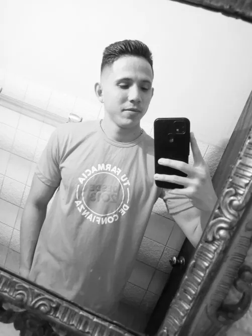 Hola😊 by Fearless-Blood279