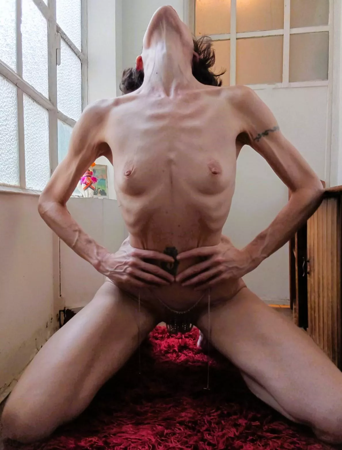 I know you'd like to grab my little bony waist. posted by Tonialov