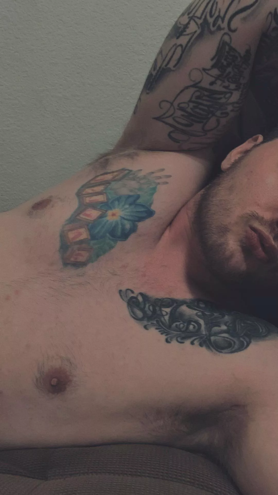 idk if this is worth posting? i guess we’ll see what y’all think of this pic 🙃 posted by Slow-Emu-2528