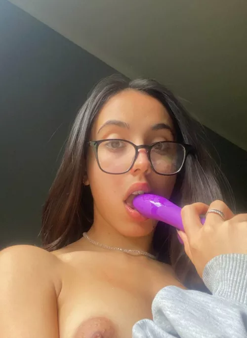 just became 18, would you fill me with hot semen? by RadiantRaysX42