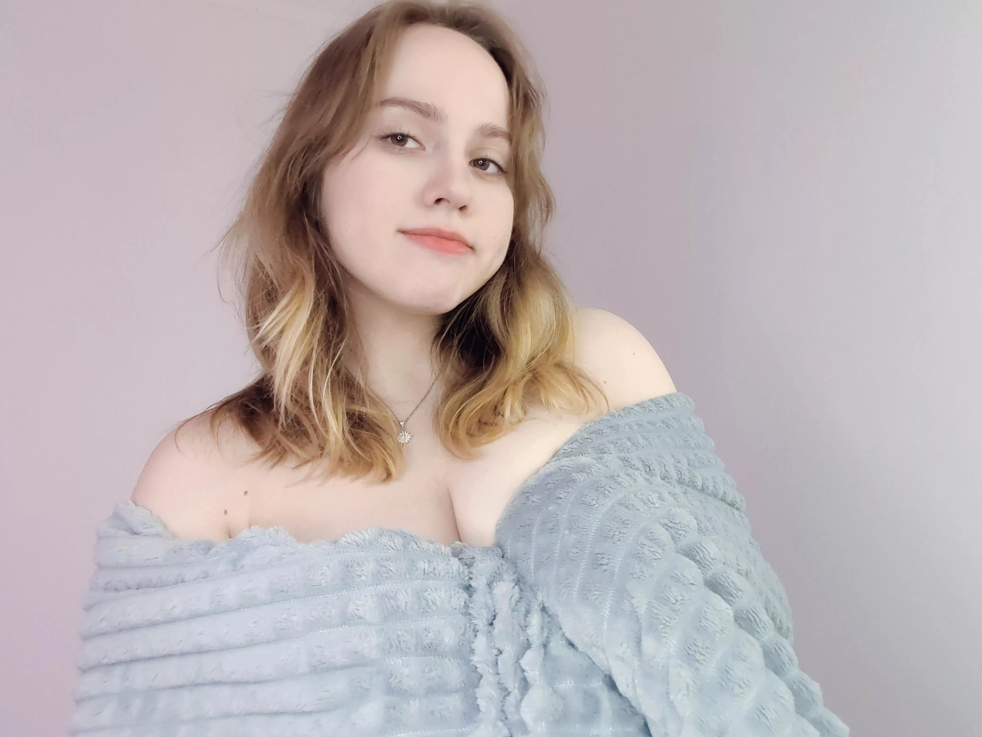 Look how cute I am posted by SugarSweetiePaws