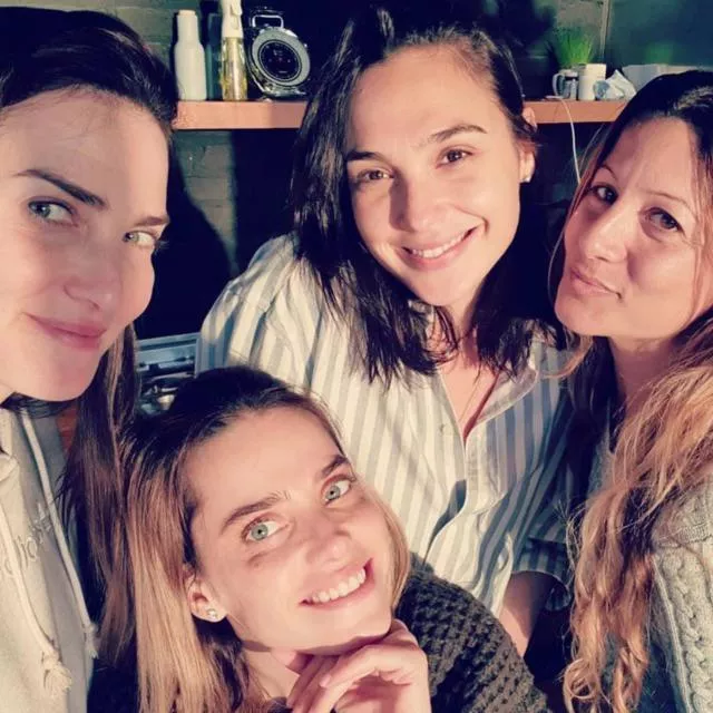 Lovely milfs  posted by agent_zero43