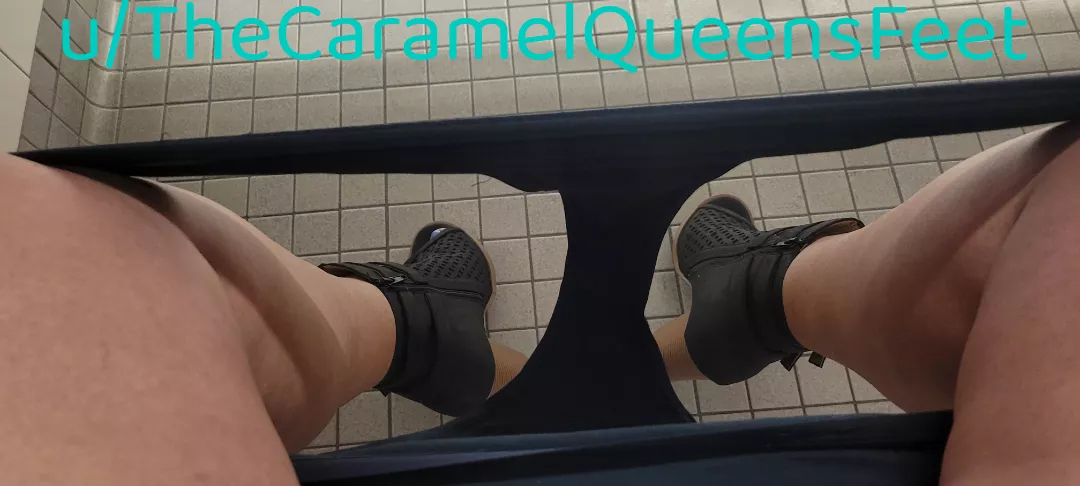 Open wide...😉 posted by TheCaramelQueensFeet