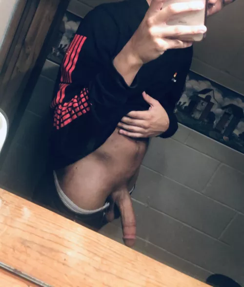 Reddit always makes me horny 😅  by glixx05