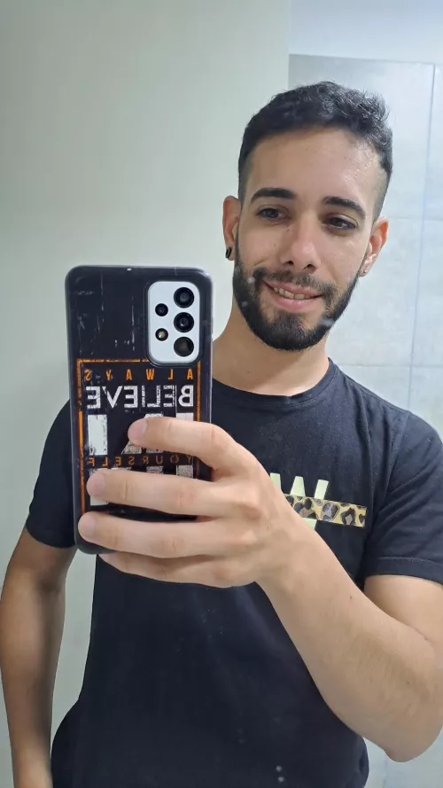 Siempre cree en ti mismo 😉 by hotlittleboyx