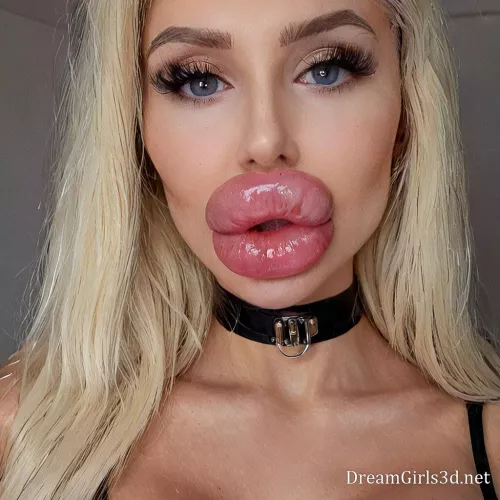 Thick and beautiful lips that are just begging for a touch. by DreamGirls3D