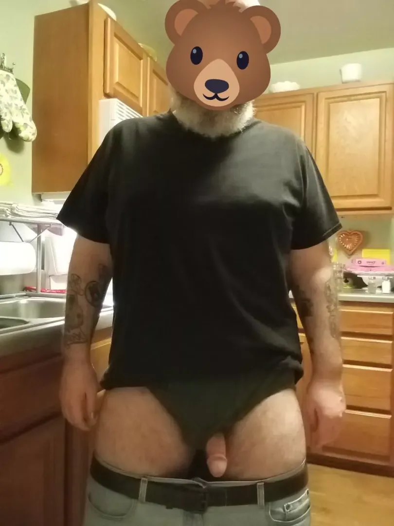Was cleaning the kitchen and got bored so here's my dick for no good reason posted by BearInTheBackwoods