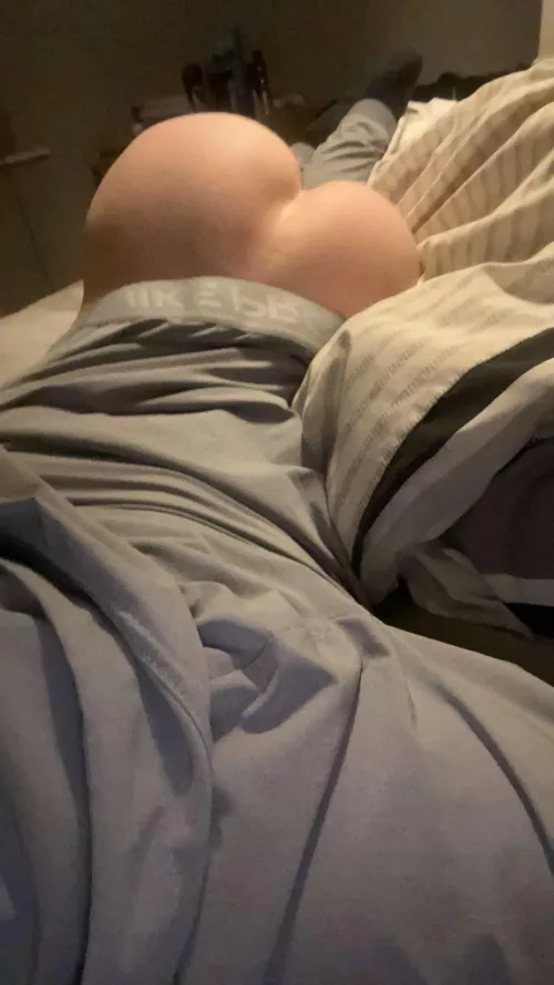 18m phat ass Femboy looking for big hung dicks by Same_Science_1502