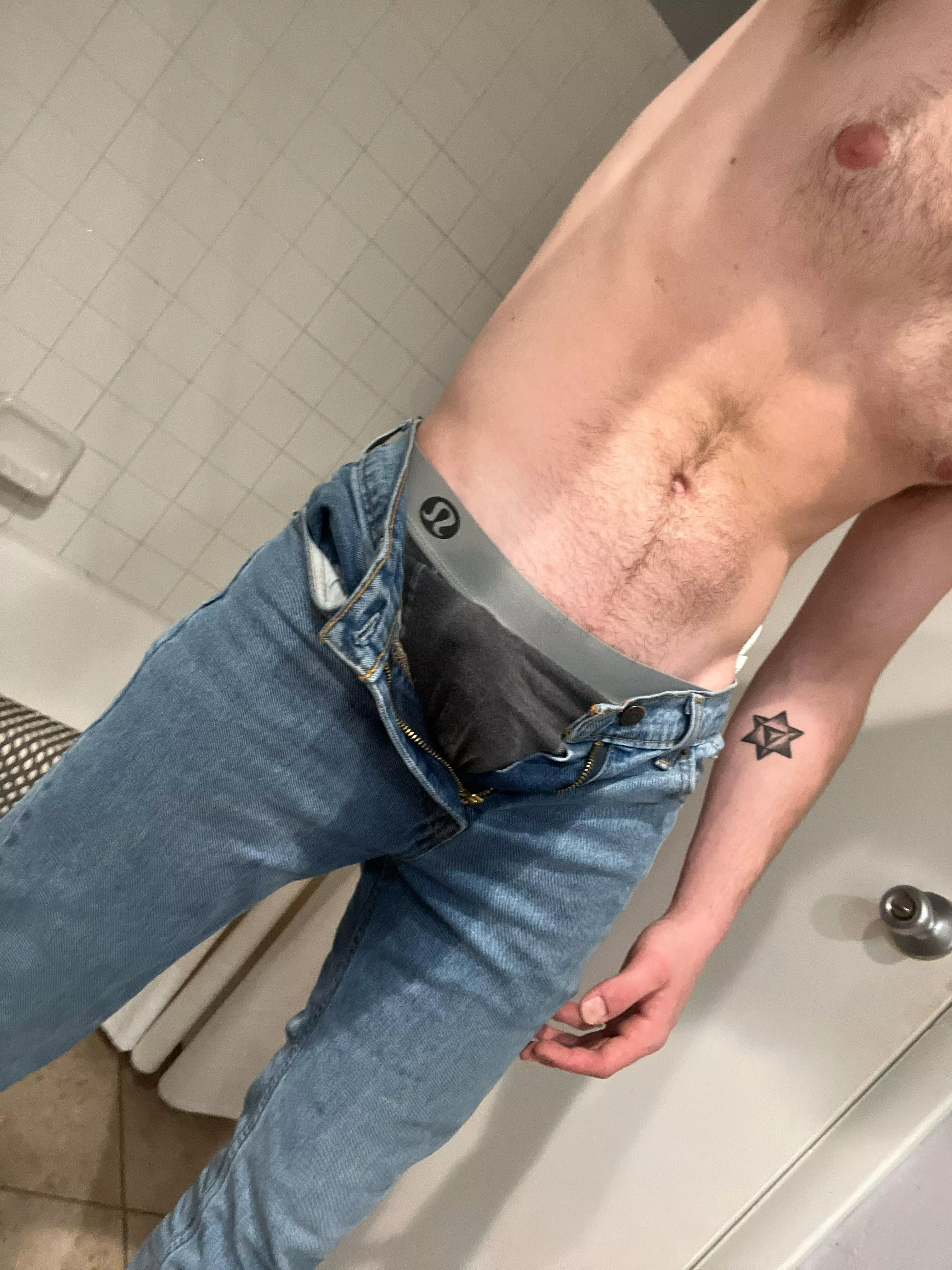 19 any bros into piss? posted by Exciting-Lion-1153