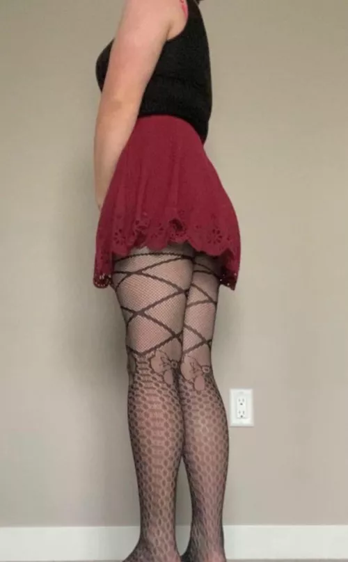 (19m) wearing daddy’s daughters clothes 🥵💕 by Pitiful_Basket_9664