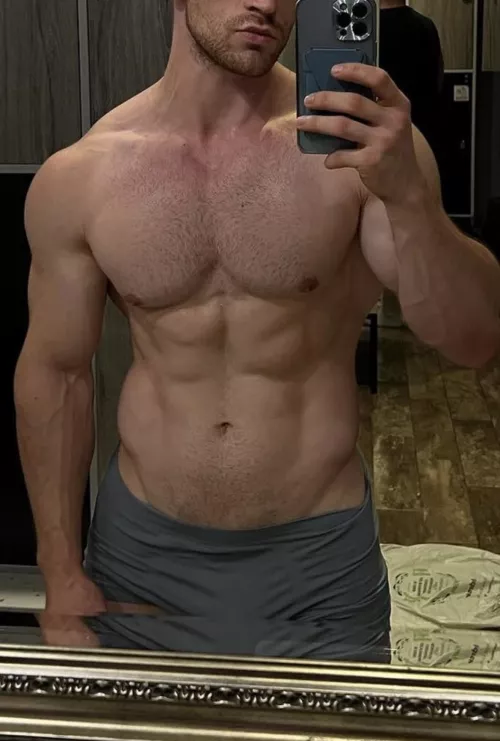 [24] Muscle/fit bros hmu by muscleboy4duty