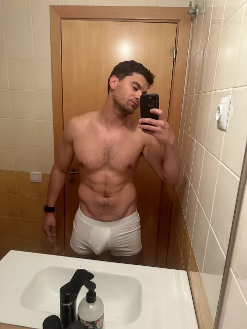 [26] Be honest about my V by realisiwak