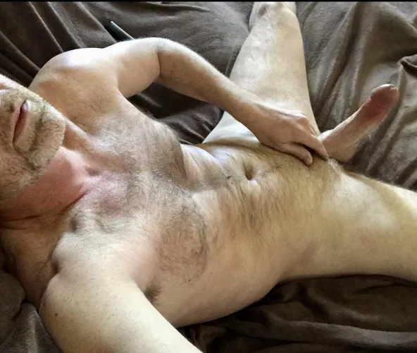 [45] Whose still up? PM’s welcome by Acable8