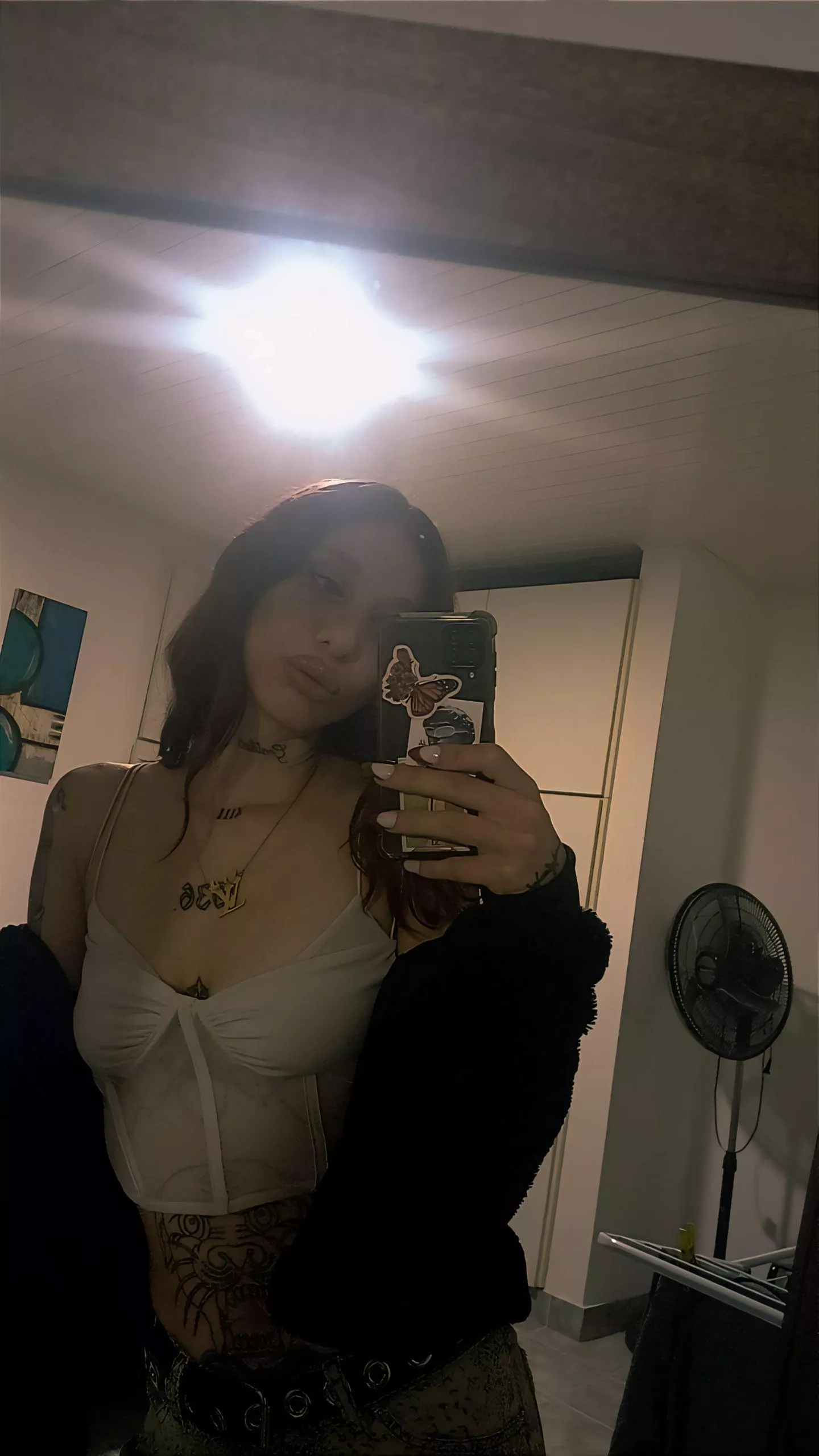 A little needy mommy alone  posted by norehab13