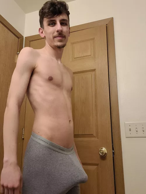 About ready to burst by Bone_Buddy