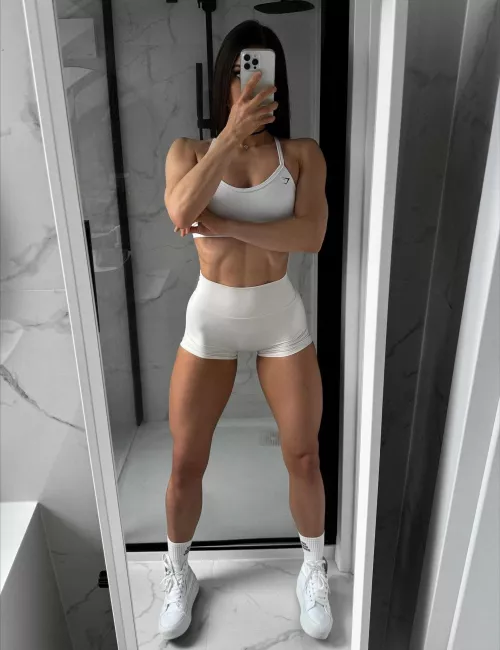 abs and legs by linasphysique_