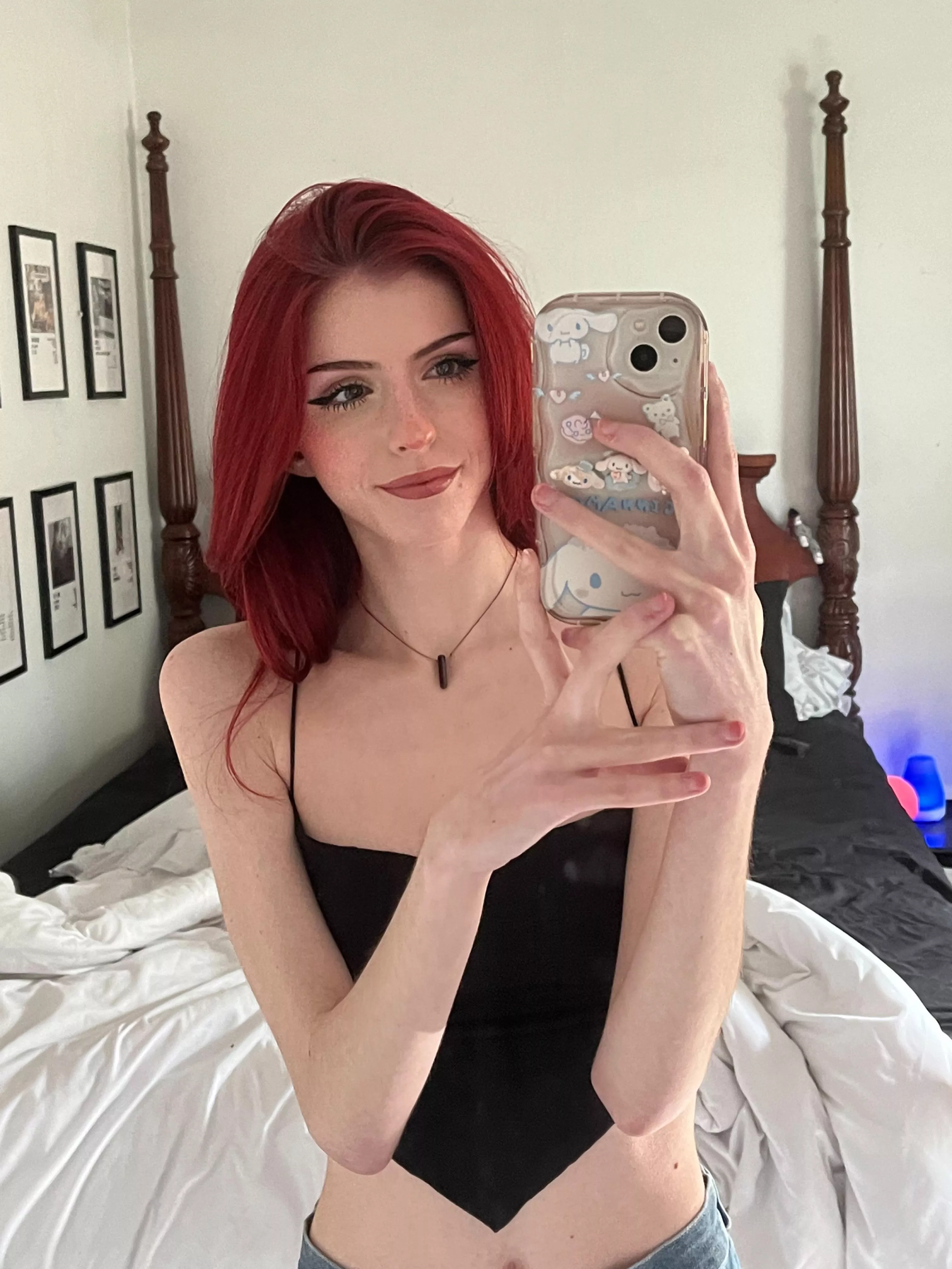 are table napkin sized crop tops cute in your opinion? posted by r3dh3ads1vt