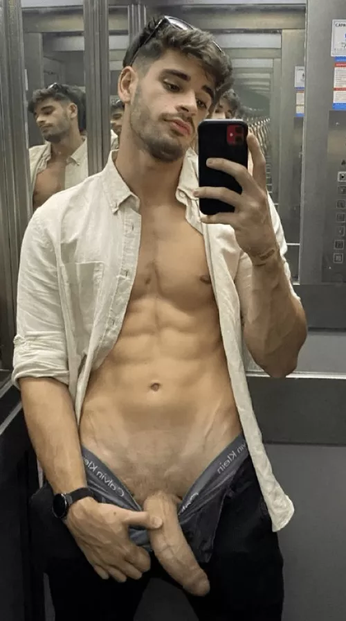 Could use some help with my after party boner ;) by temptationking