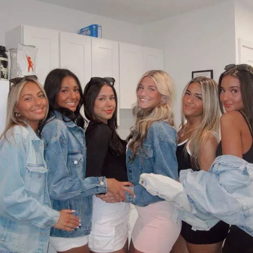 Denim Girls by whitetoweltw