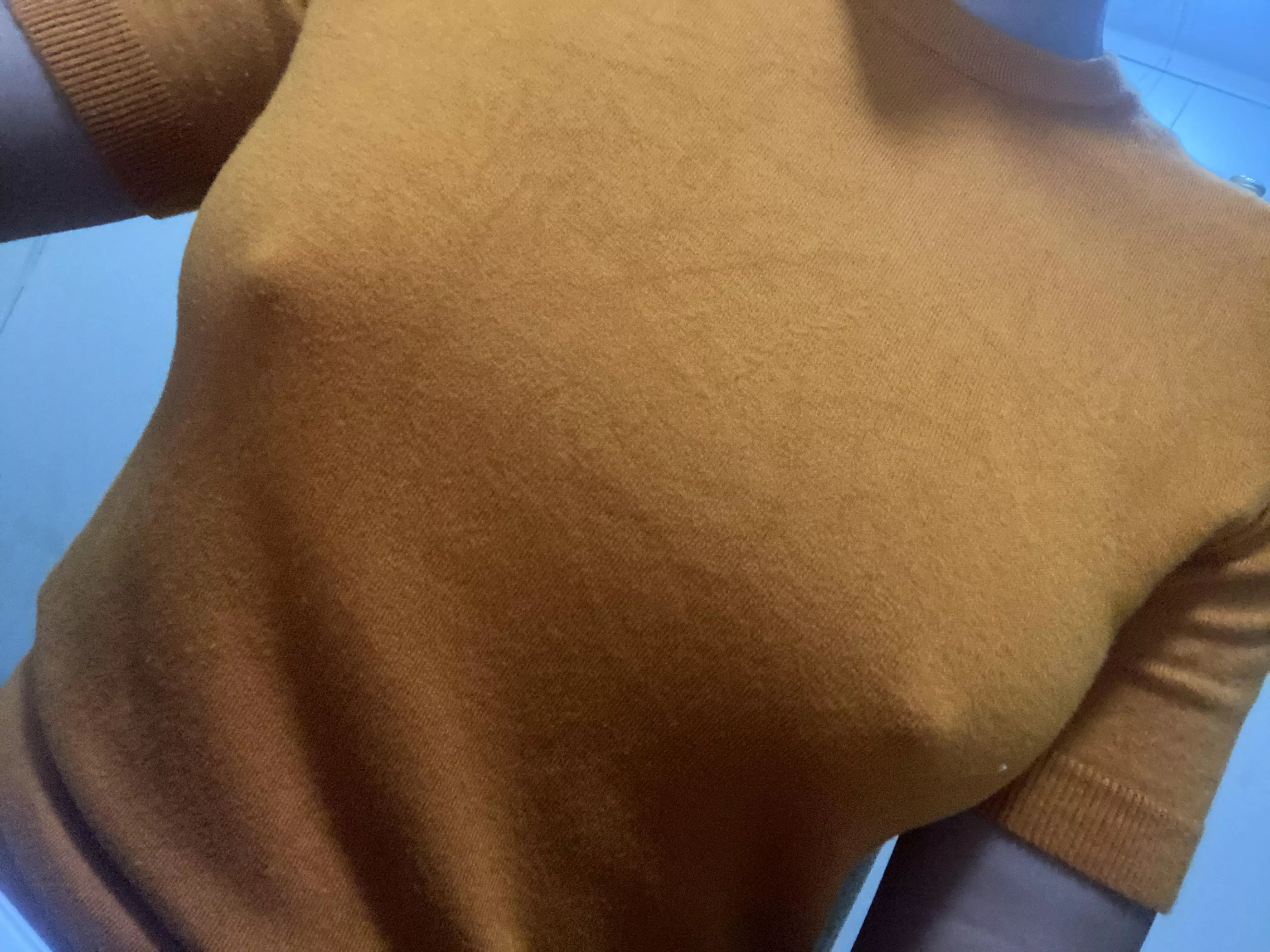 Discreet... posted by feetandsurprises