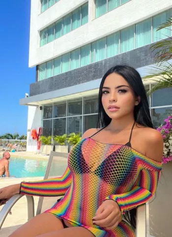 Do I look classy to you? posted by Wild-Entry-7145