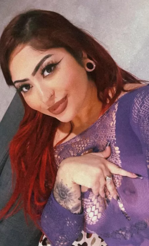 Ever dated a goth Latina  by kitanastar