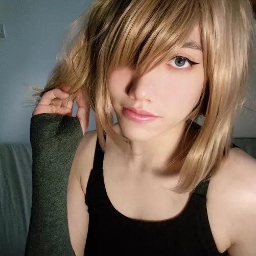 Hi 🖤 by TormentedPineapple