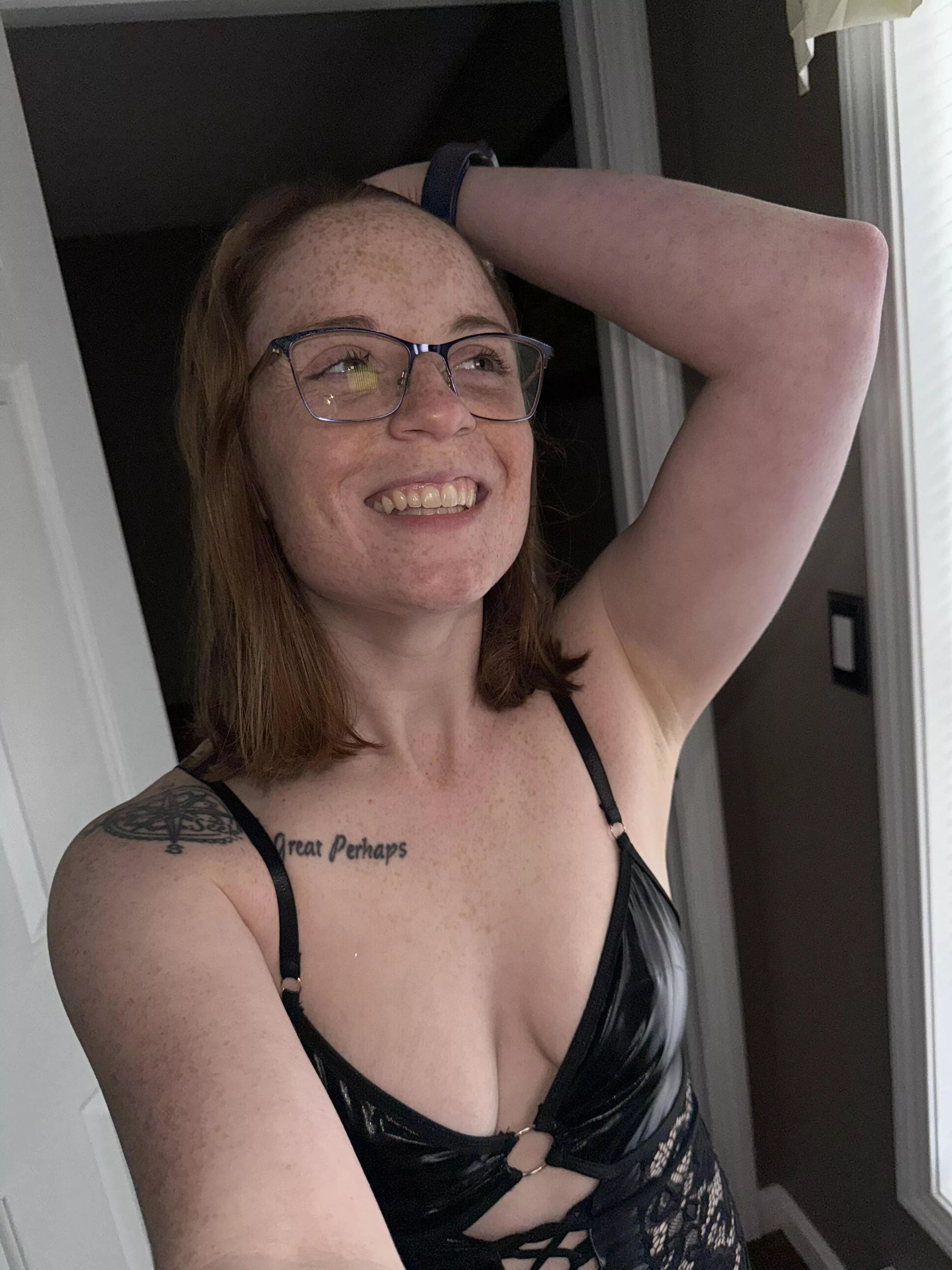 [IRTR] Wondering if my neighbors are watching  posted by BellaRedSouth