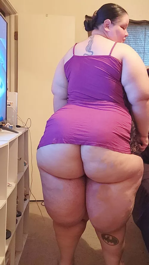 It's Thick Thursday. Hope everyone is having a great week 😘 by bodaciousBunz