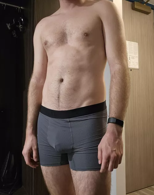 I've been getting into nice underwear! I'm a straight dude but something nice about a good fitting pair of briefs. Down to chat what types of boxers are our there if anyone's a connoisseur by Excellent_Bag_8262