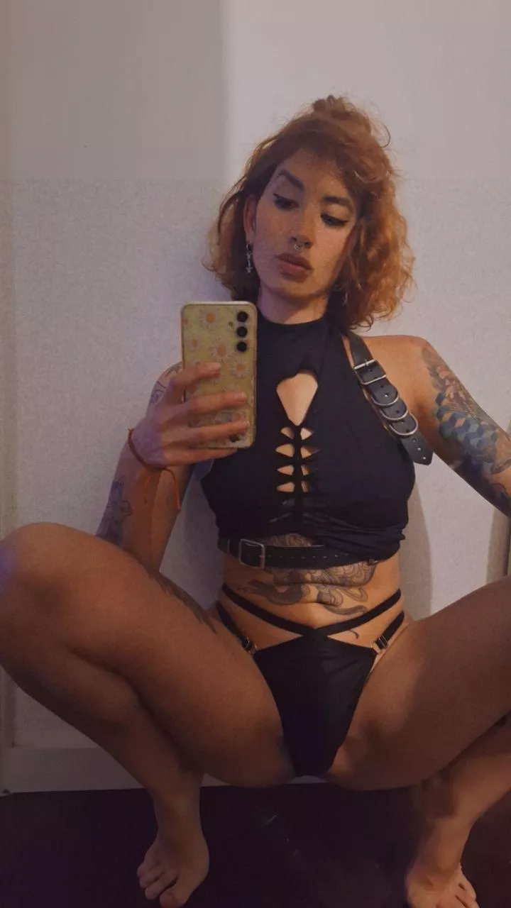 Let's spend the night together babe posted by tamarathefox