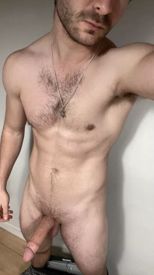 Loose pants are sometimes too lose by ApolloAstuto