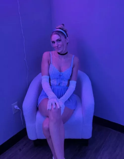 My girlfriend in lingerie, just looking for a bull !  by Murky-Concept7059