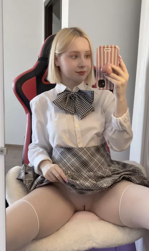 My plan is to make you hard by lolabey_