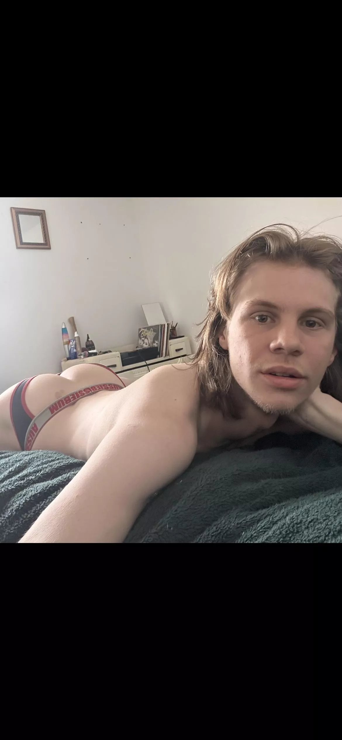 Oh no I’m vulnerable and breedable posted by Apollie