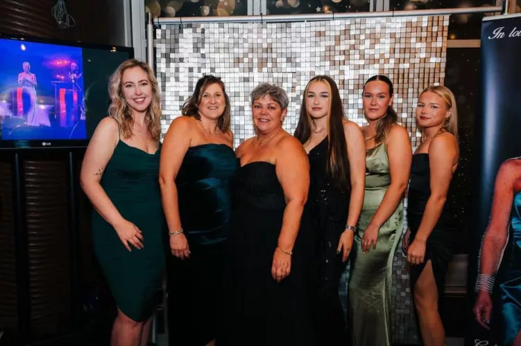 Older or younger? by WSM-Girls