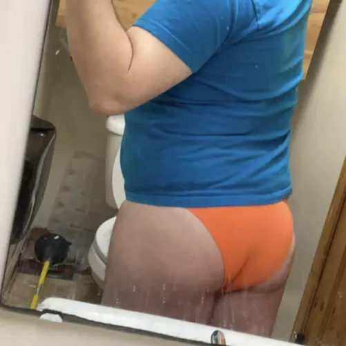 Ole butternut squash booty. 🍑🎃  by swampbussy69