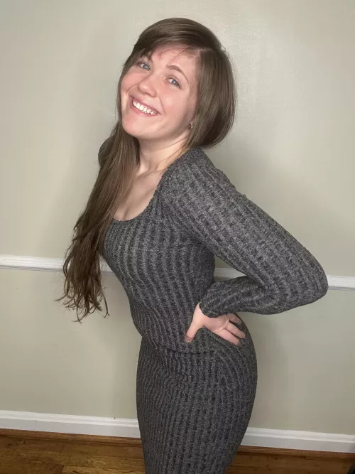 Remember to smile today [f] by SorrryCharlie