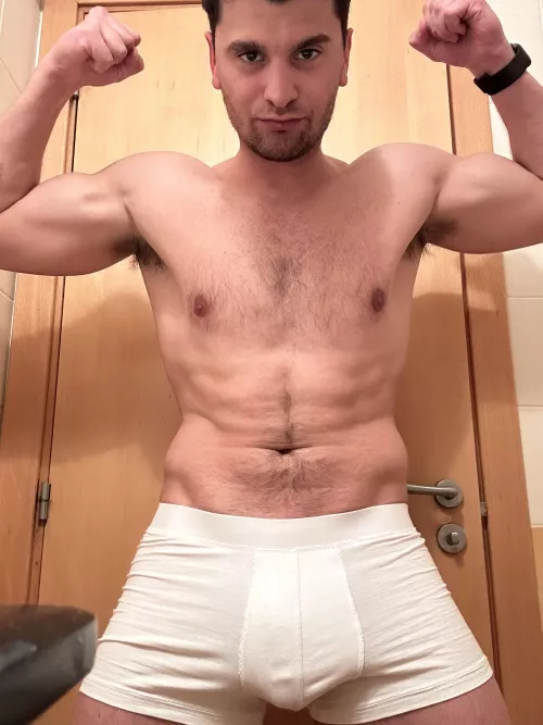 Smellable and kissable armpits by realisiwak