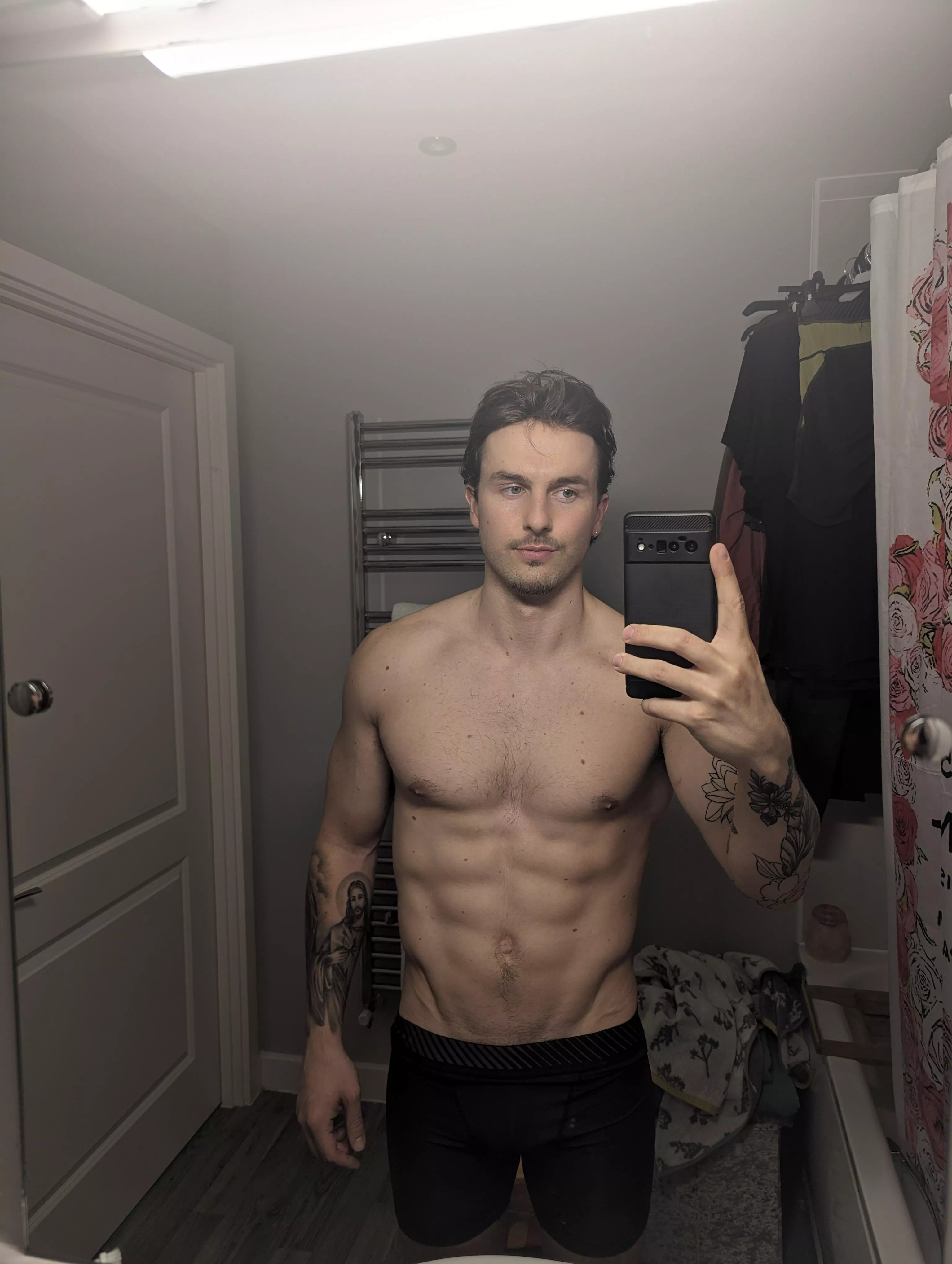 Underwear or no underwear?  posted by Old-Contribution2960